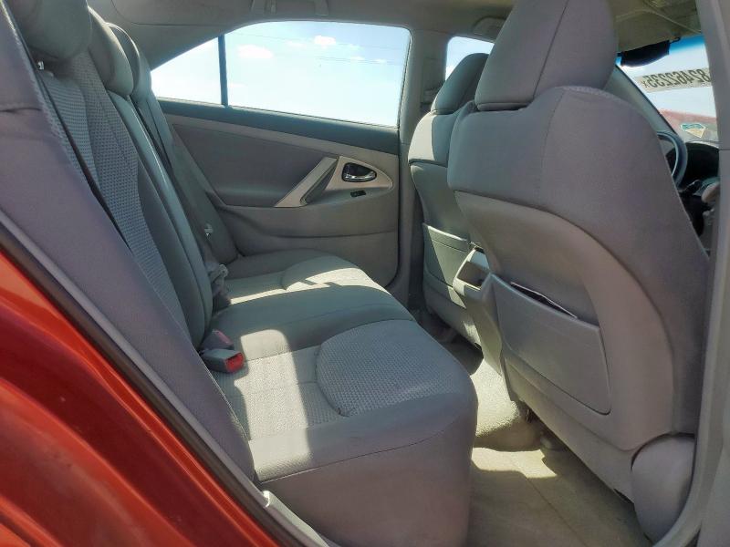 4T1BF3EK1AU046414 - 2010 TOYOTA CAMRY BASE RED photo 10