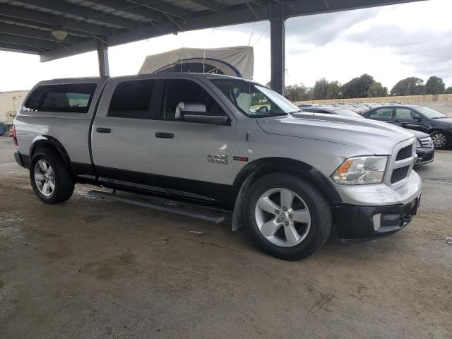 1C6RR7TM4GS176513 - 2016 RAM 1500 SLT 银色 照片 4