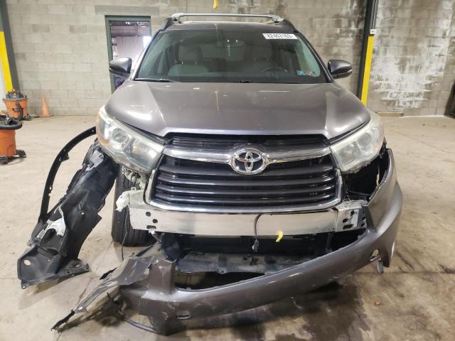 5TDBKRFH8FS144082 - 2015 TOYOTA HIGHLANDER LE GRAY photo 5