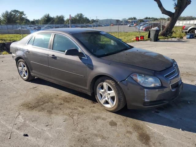 1G1ZA5EB7A4165218 - 2010 CHEVROLET MALIBU LS ნაცრისფერი ფოტო 4