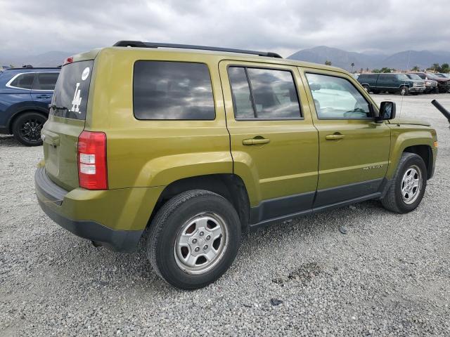 1C4NJPBB2CD556902 - 2012 JEEP PATRIOT SPORT GREEN photo 3