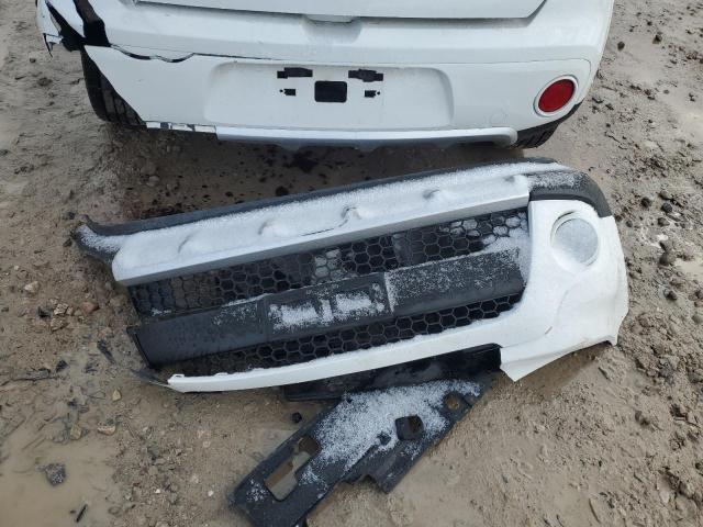 KNDJP3A50H7411297 - 2017 KIA SOUL + WHITE photo 12