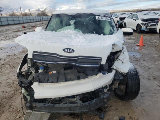 KNDJP3A50H7411297 - 2017 KIA SOUL + WHITE photo 5