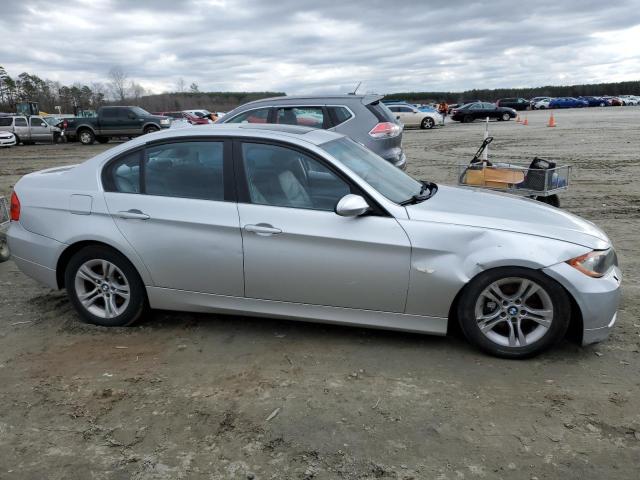 WBAVA33548P142895 - 2008 BMW 328 I SILVER photo 4