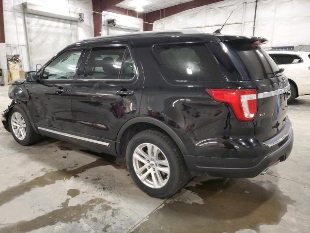 1FM5K8D83JGB76947 - 2018 FORD EXPLORER XLT Schwarz Foto 2
