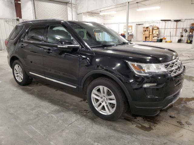 1FM5K8D83JGB76947 - 2018 FORD EXPLORER XLT Schwarz Foto 4