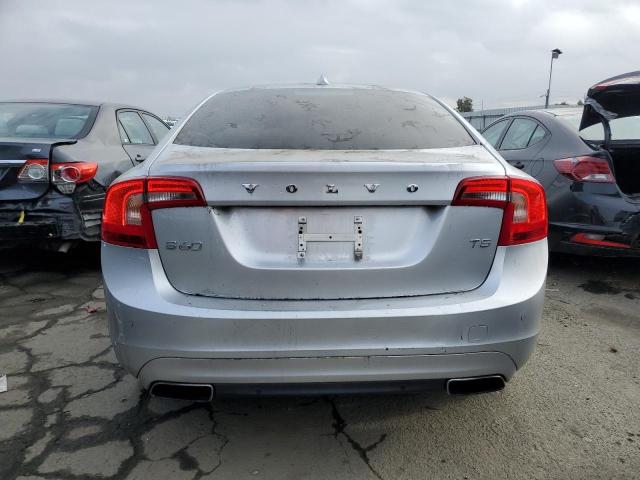 YV140MFK7F2338441 - 2015 VOLVO S60 PREMIER SILVER photo 6