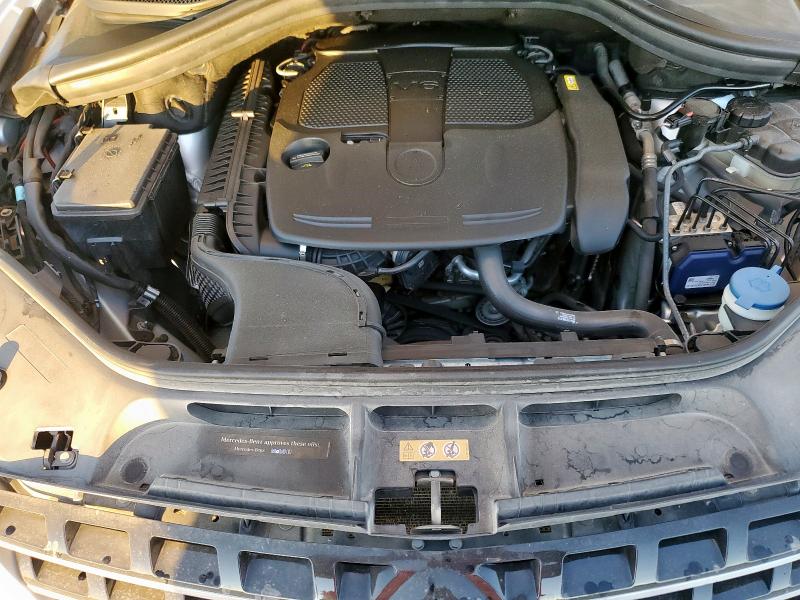 4JGDA5JB1FA507466 - 2015 MERCEDES-BENZ ML 350 ვერცხლისფერი ფოტო 11