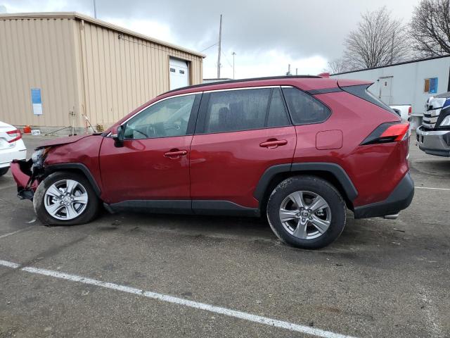 2T3P1RFVXPW402584 - 2023 TOYOTA RAV4 XLE RED photo 2