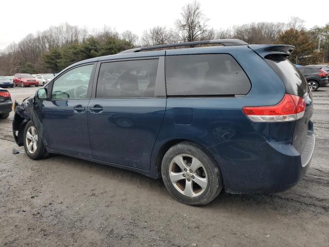 5TDKK3DC7CS177588 - 2012 TOYOTA SIENNA LE BLUE photo 2