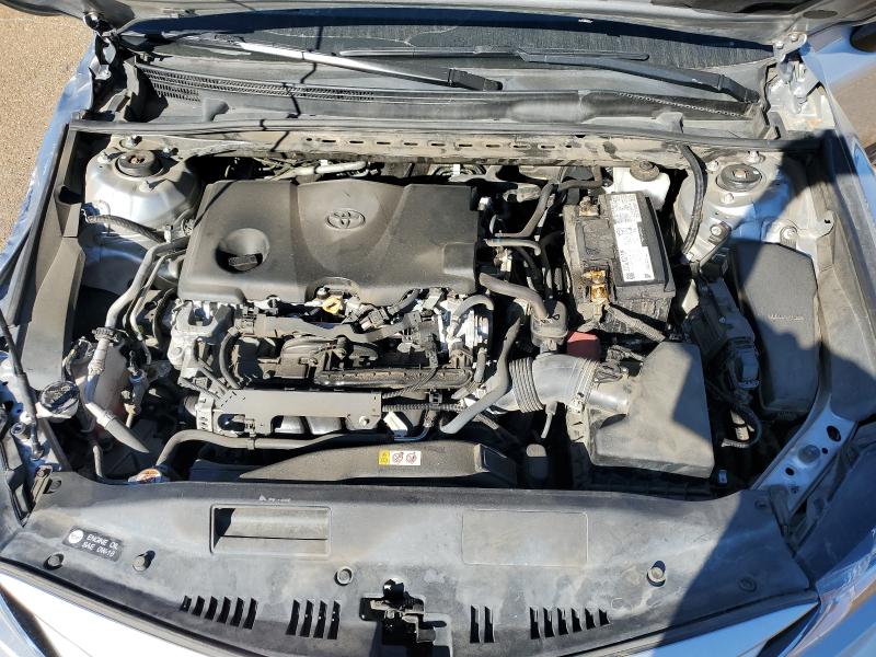 4T1C11AK6MU598671 - 2021 TOYOTA CAMRY LE 银色 照片 11