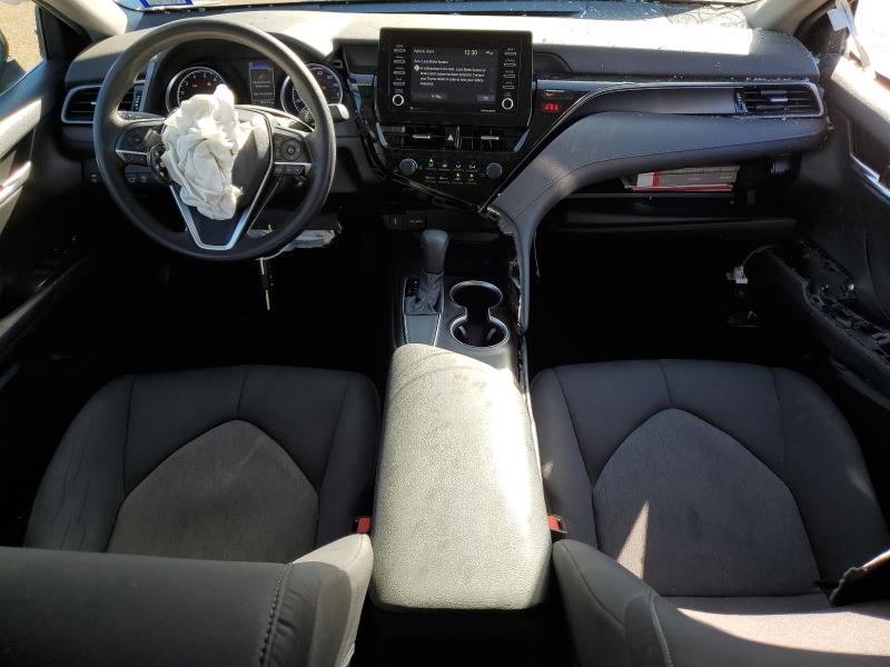 4T1C11AK6MU598671 - 2021 TOYOTA CAMRY LE 银色 照片 8