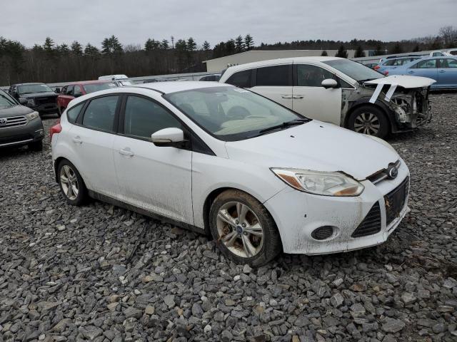 1FADP3K25DL286449 - 2013 FORD FOCUS SE WHITE photo 4