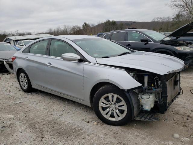 5NPEB4AC8CH319606 - 2012 HYUNDAI SONATA GLS SILVER photo 4