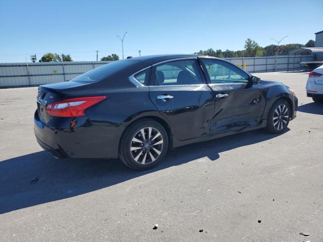 1N4AL3AP1HC140700 - 2017 NISSAN ALTIMA 2.5 შავი ფოტო 3
