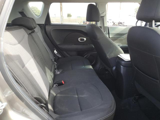 KNDJP3A58K7007042 - 2019 KIA SOUL + GRAY photo 11