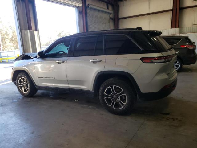 1C4RJHCG5N8576493 - 2022 JEEP GRAND CHER TRAILHAWK 银色 照片 2