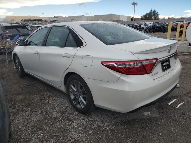 4T1BF1FK5FU100663 - 2015 TOYOTA CAMRY LE WHITE photo 2