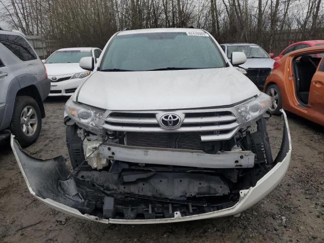 5TDBK3EH0CS123446 - 2012 TOYOTA HIGHLANDER BASE WHITE photo 5