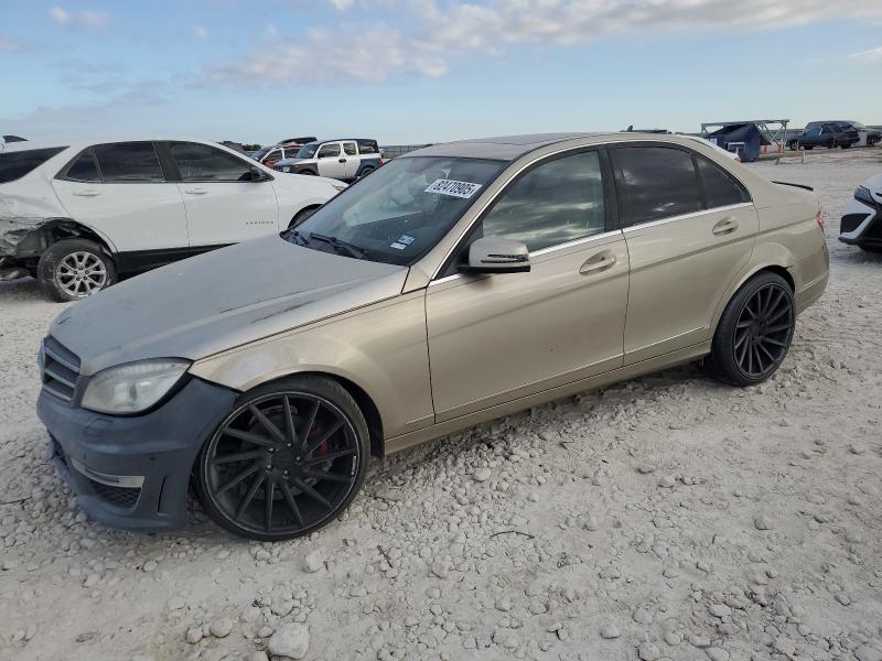 2010 MERCEDES-BENZ C 300, 