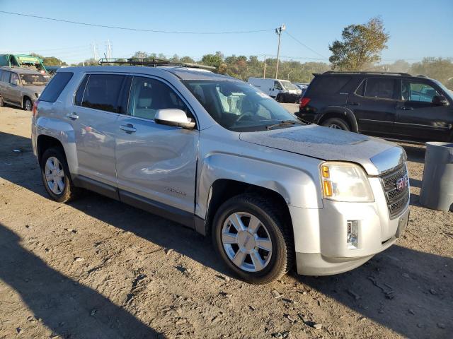 2GKALMEK2D6366881 - 2013 GMC TERRAIN SLE Plata foto 4