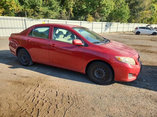 2T1BU4EEXAC295043 - 2010 TOYOTA COROLLA BASE RED photo 4
