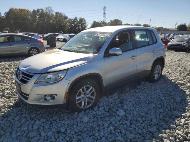 2011 VOLKSWAGEN TIGUAN S, 