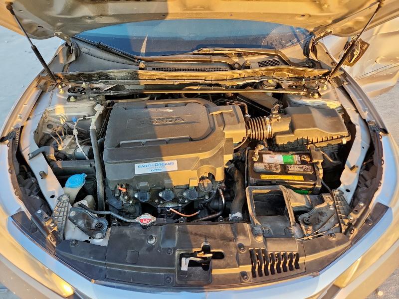 1HGCR3F99HA001519 - 2017 HONDA ACCORD TOURING Srebrny zdjęcie 11