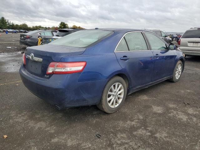 4T1BF3EK5AU554031 - 2010 TOYOTA CAMRY BASE BLUE photo 3