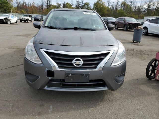 3N1CN7AP0GL912694 - 2016 NISSAN VERSA S GRAY photo 5