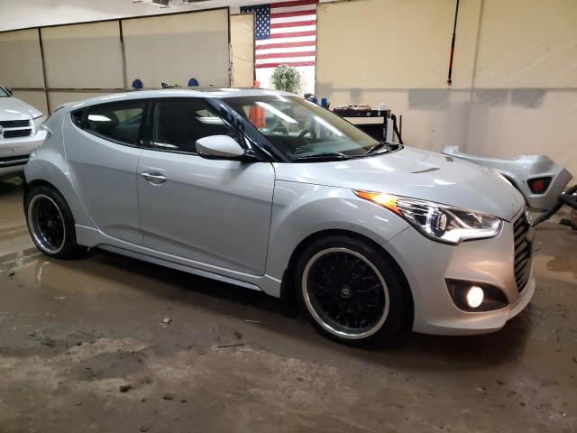 KMHTC6AE4FU236052 - 2015 HYUNDAI VELOSTER TURBO SILVER photo 4