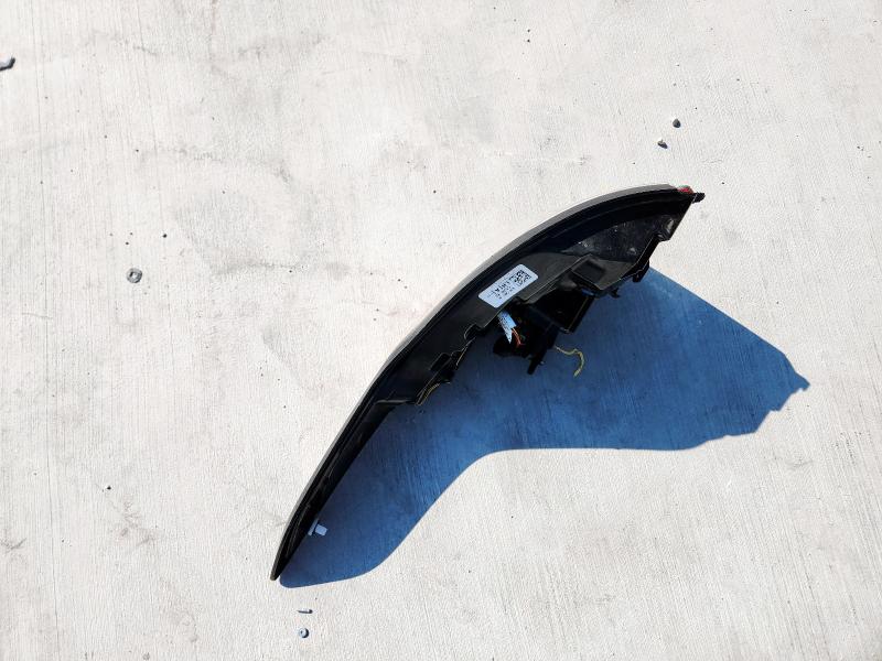 1FMCU0HD5JUB60485 - 2018 FORD ESCAPE SEL أزرق صورة 13