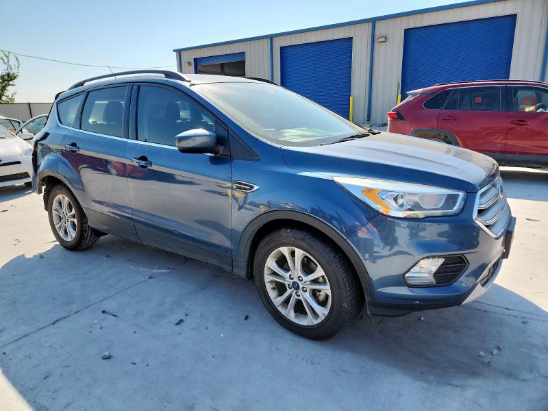1FMCU0HD5JUB60485 - 2018 FORD ESCAPE SEL أزرق صورة 4