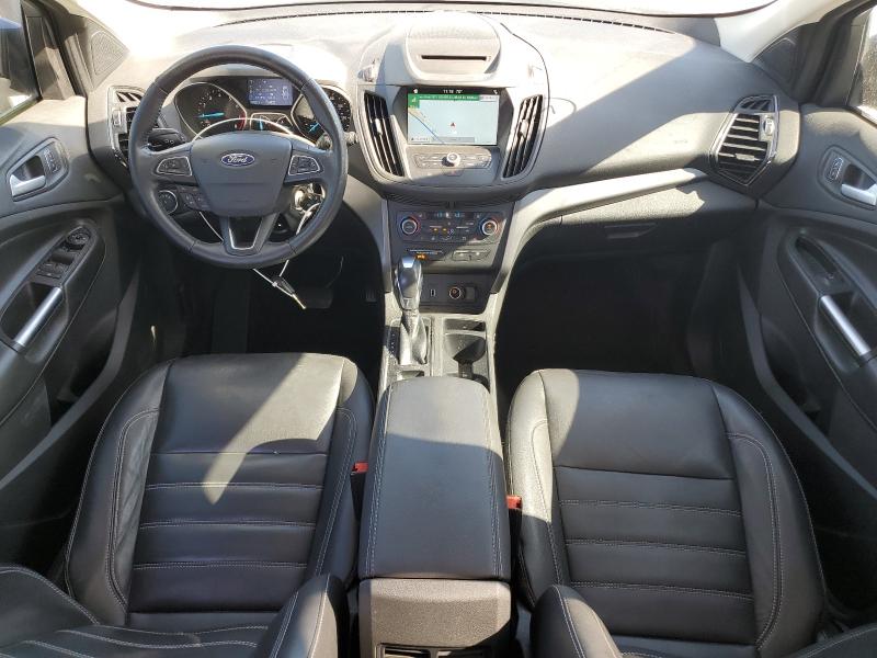 1FMCU0HD5JUB60485 - 2018 FORD ESCAPE SEL أزرق صورة 8