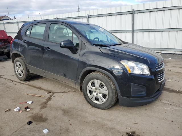 3GNCJKSBXFL253768 - 2015 CHEVROLET TRAX LS BLACK photo 4