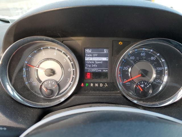 2A4RR5DG4BR687732 - 2011 CHRYSLER TOWN & COU TOURING WHITE photo 9