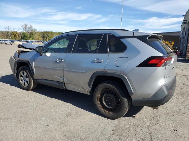 2T3F1RFV8KW061139 - 2019 TOYOTA RAV4 LE ვერცხლისფერი ფოტო 2