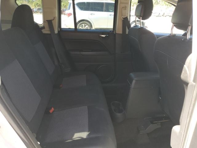 1C4NJDBB4ED773837 - 2014 JEEP COMPASS SPORT 白色 照片 11