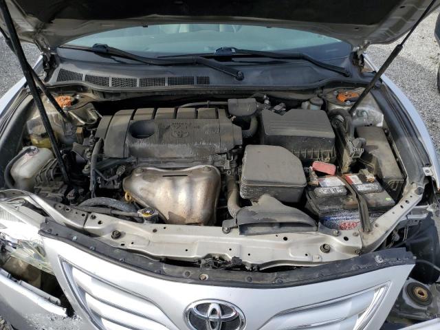 4T1BF3EK8BU228760 - 2011 TOYOTA CAMRY BASE SILVER photo 11