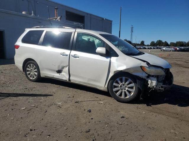 5TDDK3DC1FS114029 - 2015 TOYOTA SIENNA XLE თეთრი ფოტო 4