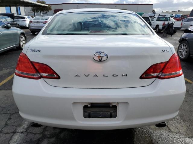 4T1BK36B46U085676 - 2006 TOYOTA AVALON XL WHITE photo 6