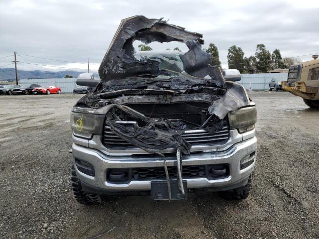 3C6UR5KL2KG554612 - 2019 RAM 2500 LARAMIE Gümüş foto 5