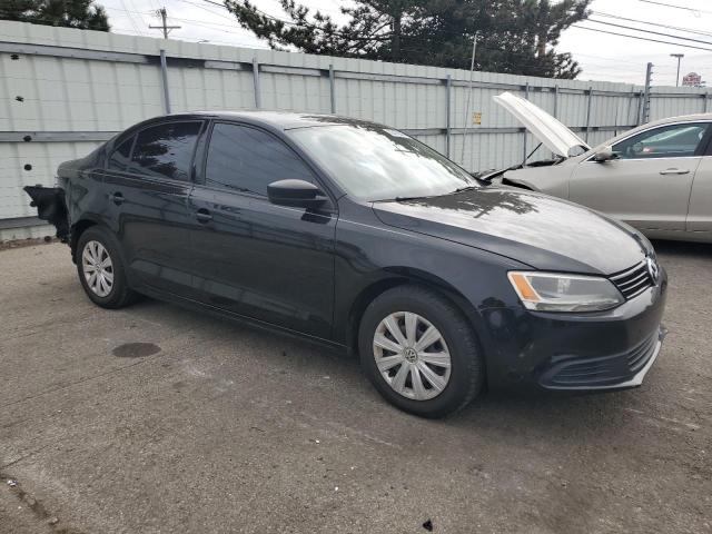 3VW2K7AJXEM376287 - 2014 VOLKSWAGEN JETTA BASE Schwarz Foto 4