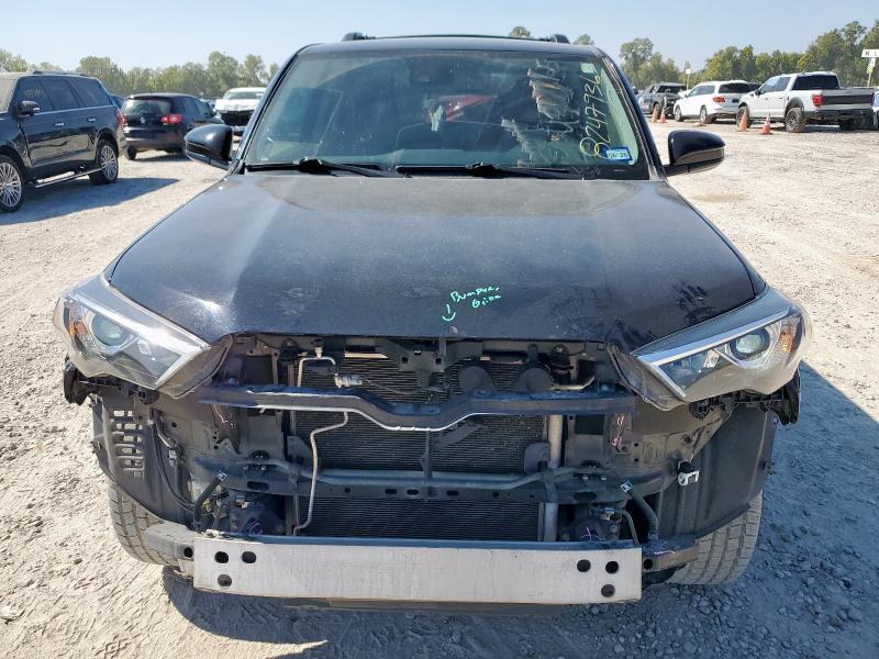 JTEEU5JR7N5272961 - 2022 TOYOTA 4RUNNER SR5 შავი ფოტო 5