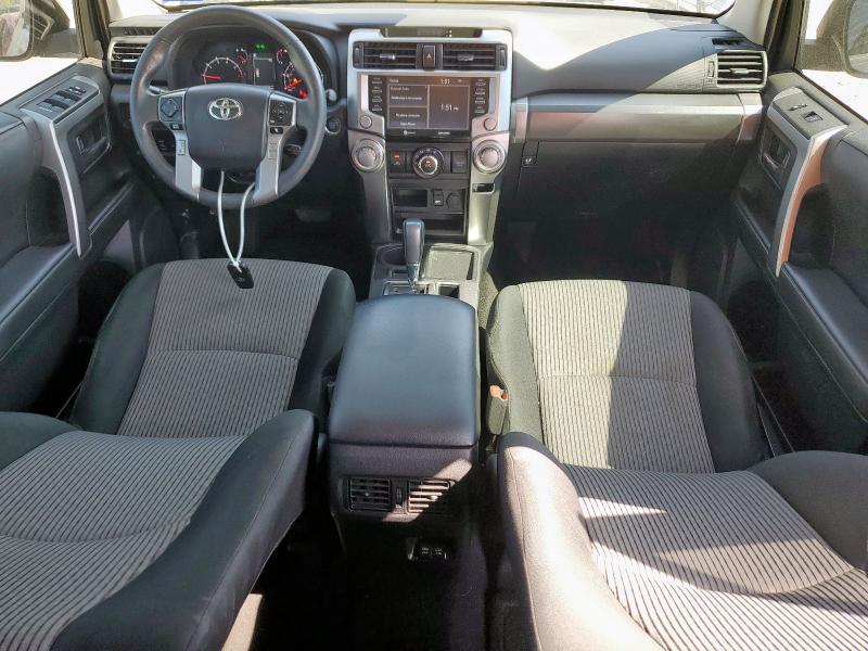 JTEEU5JR7N5272961 - 2022 TOYOTA 4RUNNER SR5 შავი ფოტო 8