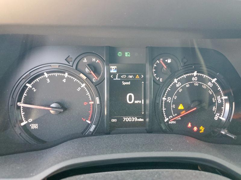 JTEEU5JR7N5272961 - 2022 TOYOTA 4RUNNER SR5 შავი ფოტო 9