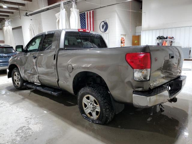 5TBBV54137S457802 - 2007 TOYOTA TUNDRA DOUBLE CAB SR5 BROWN photo 2