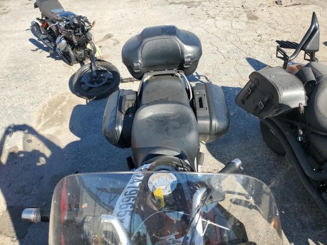 WB10418AXXZC66641 - 1999 BMW R1100 RT BLACK photo 5