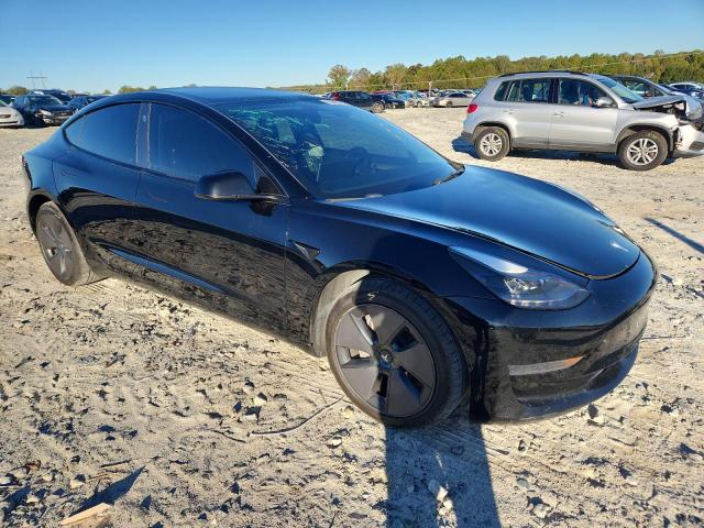 5YJ3E1EA0NF186251 - 2022 TESLA MODEL 3 BLACK photo 4
