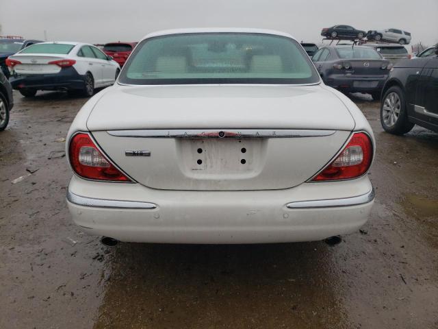 SAJWA71C14SG16832 - 2004 JAGUAR XJ8 WHITE photo 6